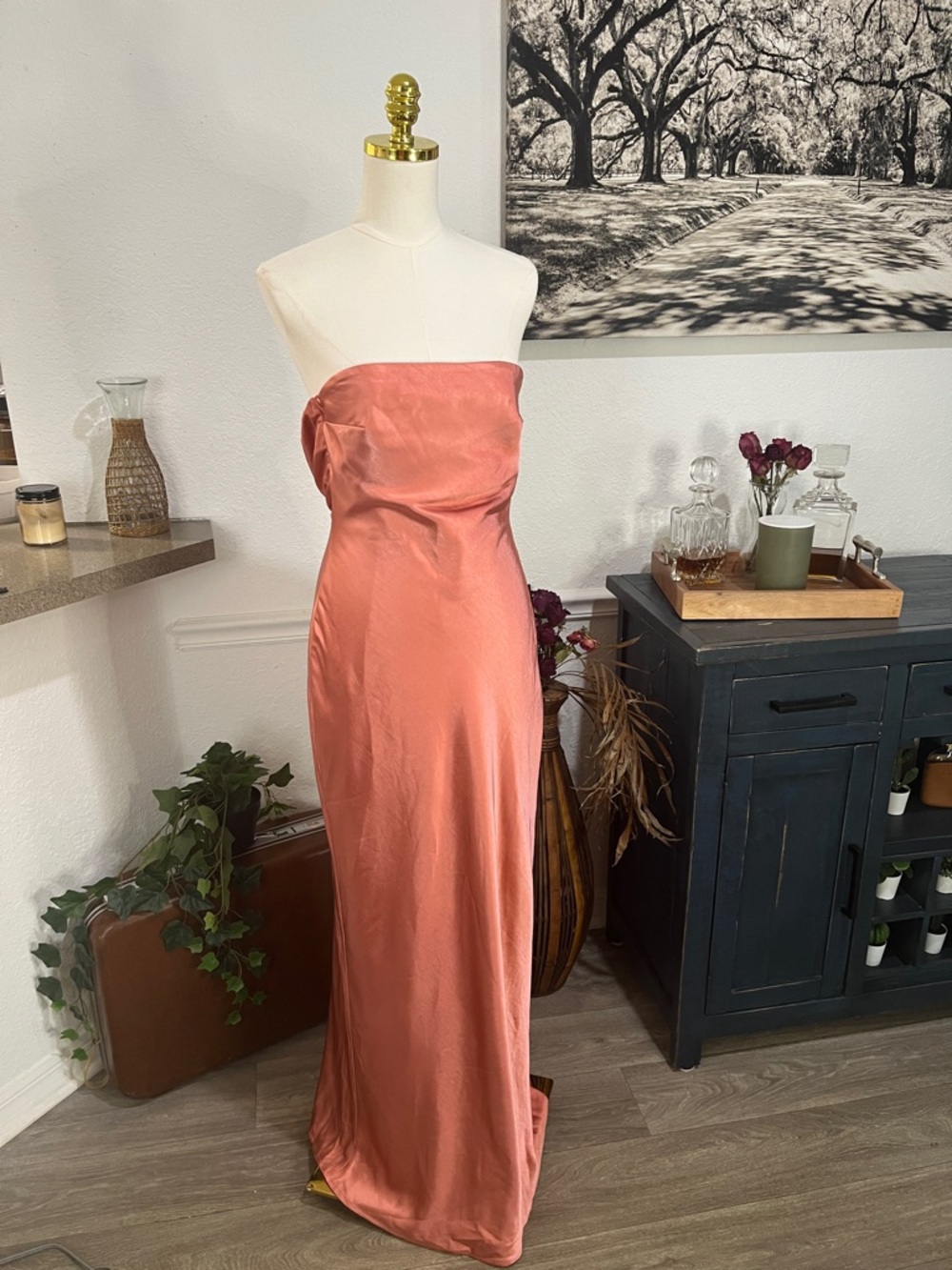 Lulu's Satin Coral Strapless Gown Medium NWT flawed***